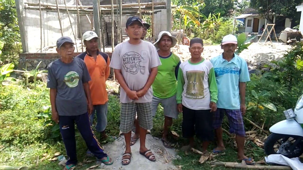 WARGA RT 17 DESA SUKOWIDI “BERSAMA POLRI KITA LAWAN BERITA HOAX”