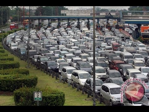 ‘Info Mudik Lebaran 2017’ Exit Tol Brebes Timur Padat Merayap – Berita Terbaru Hari Ini