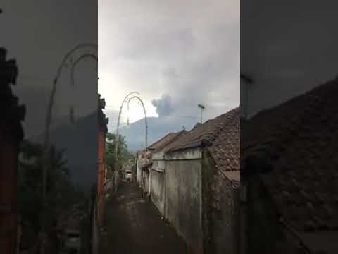 Kondisi terkini berita terbaru gunung agung diambil dari desa selat duda 12 km dari gunung agung