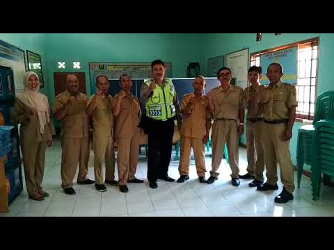 Perangkat Desa Cikahuripan Menolak Berita Hoax