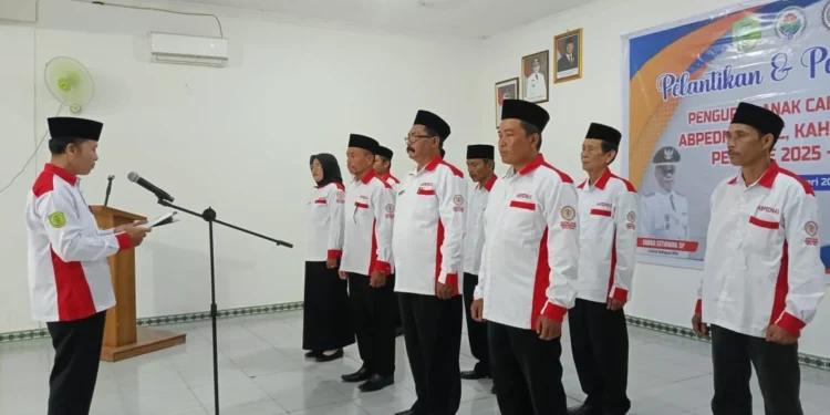 Pelantikan PAC ABPEDNAS Kecamatan Kahayan Hilir: Perkuat Tata Kelola Pemerintahan Desa