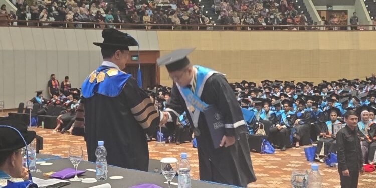 Universitas Pancasila Kukuhkan 896 Wisudawan, Tegaskan Komitmen Mencetak Generasi Muda Cerdas Berintegritas untuk Indonesia Emas