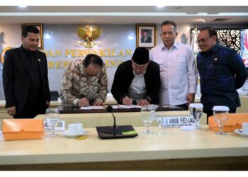 Kemenkop Pastikan Mitigasi Risiko Guna Menghadapi Tantangan dari Pembentukan Koperasi Desa/Kelurahan Merah Putih