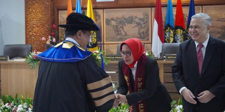 IPK 3,93, Politisi Dwi Ria Latifa Sah Dikukuhkan Sebagai Doktor Ilmu Hukum Universitas Pancasila