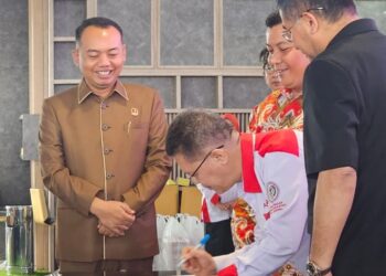 Wagub Jabar Erwan Setiawan Dukung Penguatan Peran BPD: Ketum DPP Lantik Pengurus DPD ABPEDNAS Jabar