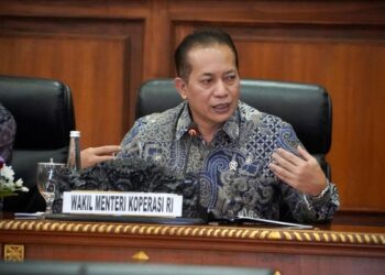 Khawatir Warga Desa Tetap Miskin, Wamenkop Ferry Juliantono: Kopdes Harus Jadi Solusi Pengentasan Kemiskinan Berbasis Data